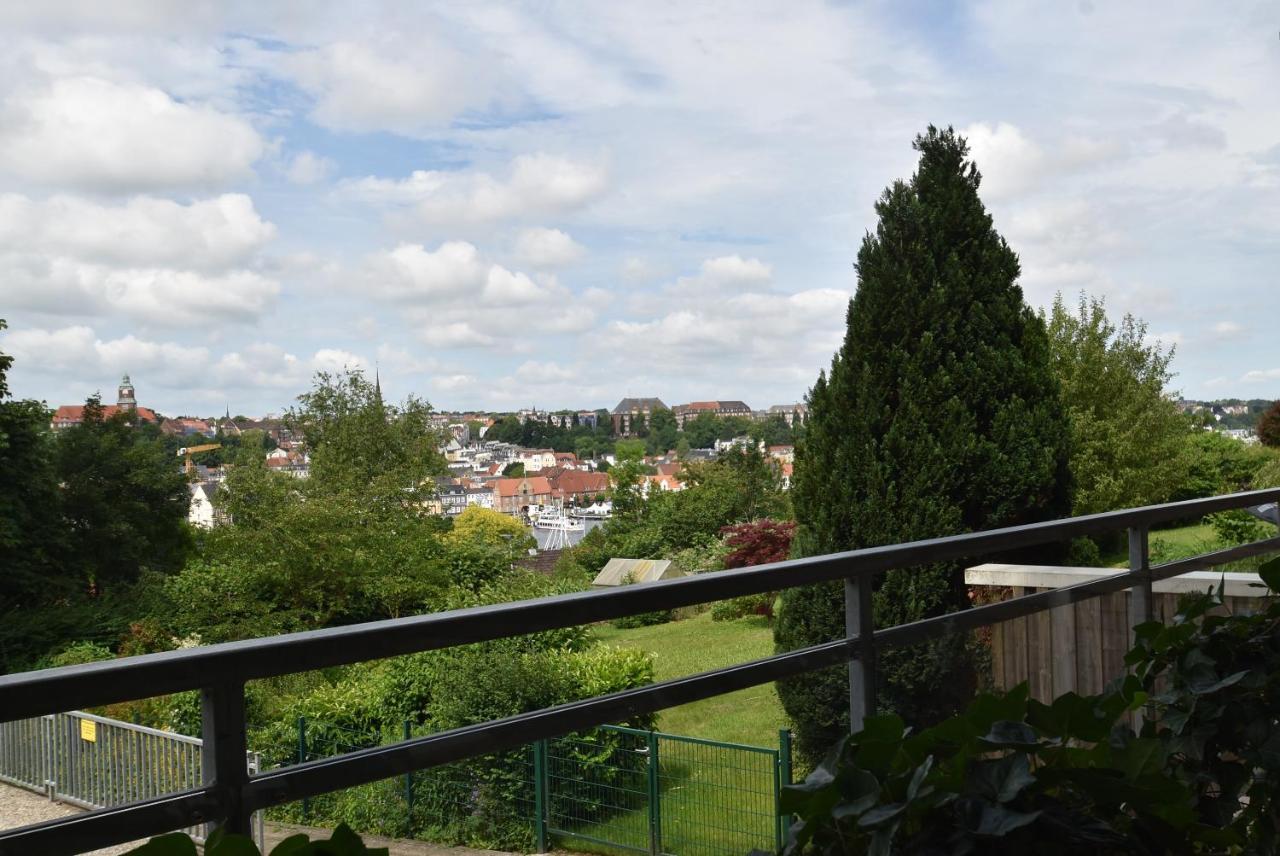 Fewo1846 - Belvedere - Behaglich Ausgestattete Wohnung Mit Balkon Und Hafenblick Flensburg Exterior foto